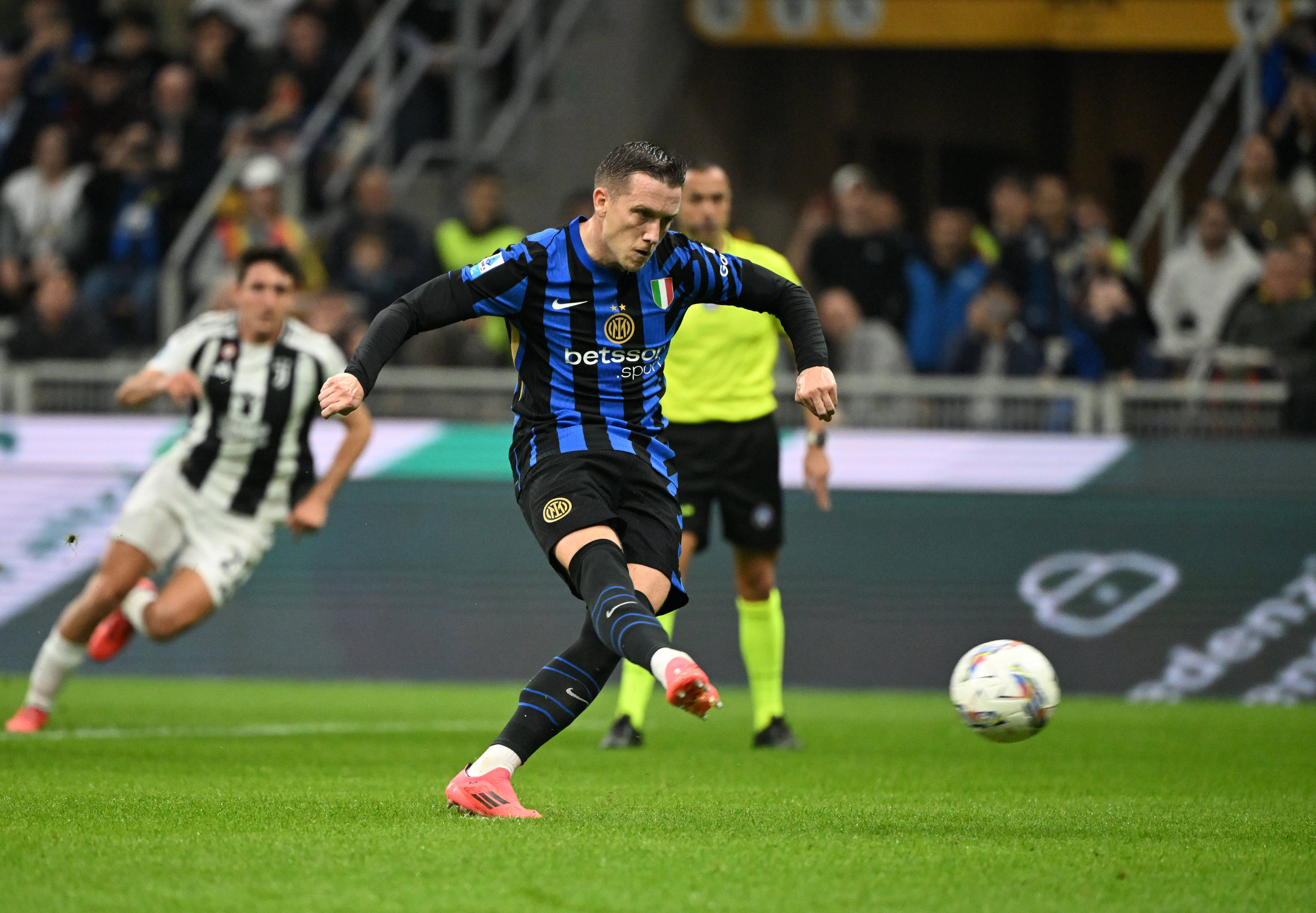 巴黎大师赛抢七大战爆出冷门!圣安东尼奥马刺小胜那不勒斯,争冠形势突变 巴黎大师赛抢七大战爆出冷门!圣安东尼奥马刺小胜那不勒斯,争冠形势突变